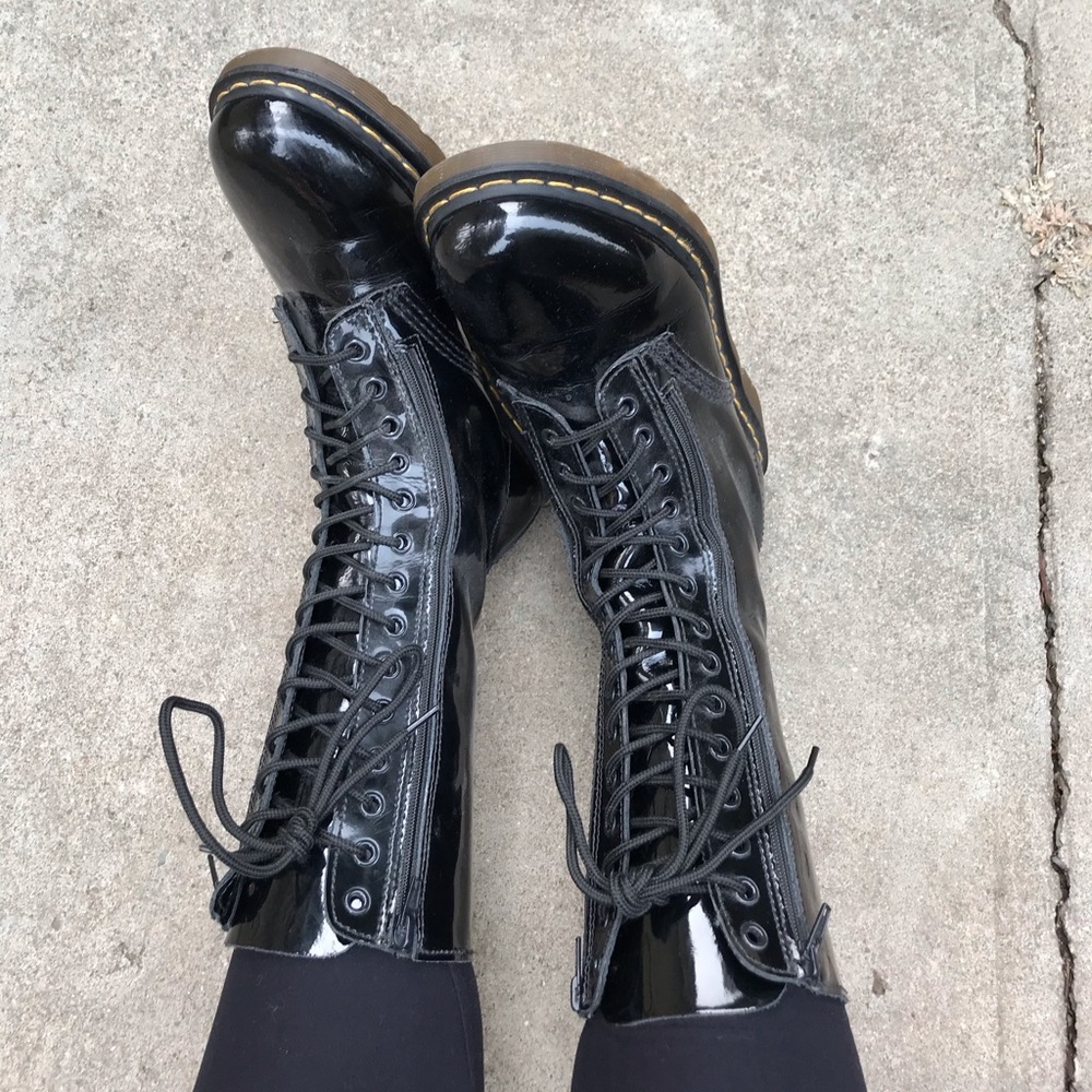 Double zipper 14 eyelet Shiny Black Dr. Martens